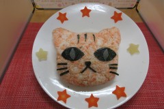 ひよこ組さんの猫のごはんケーキ